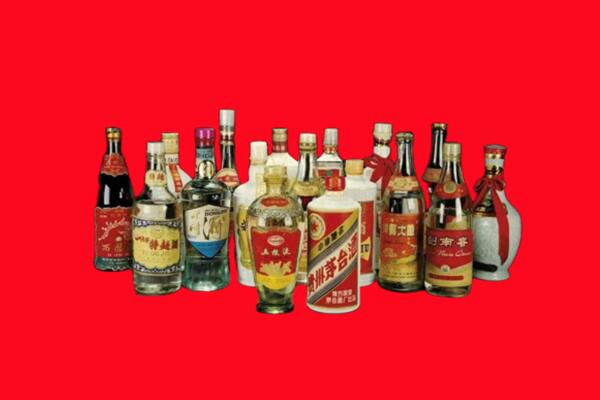 大庆回收十八老酒.jpg